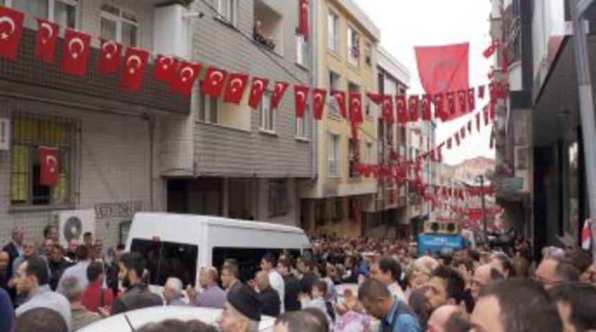 Şehit Er Engin Mayın, Helallik I&ccedil;in Evine Getirildi