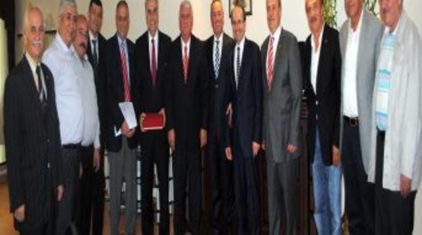 &lsquo;İşler Durgun, H&uuml;k&uuml;met Ekonomiyi Canlandırıcı Tedbir Alsın&rsquo;