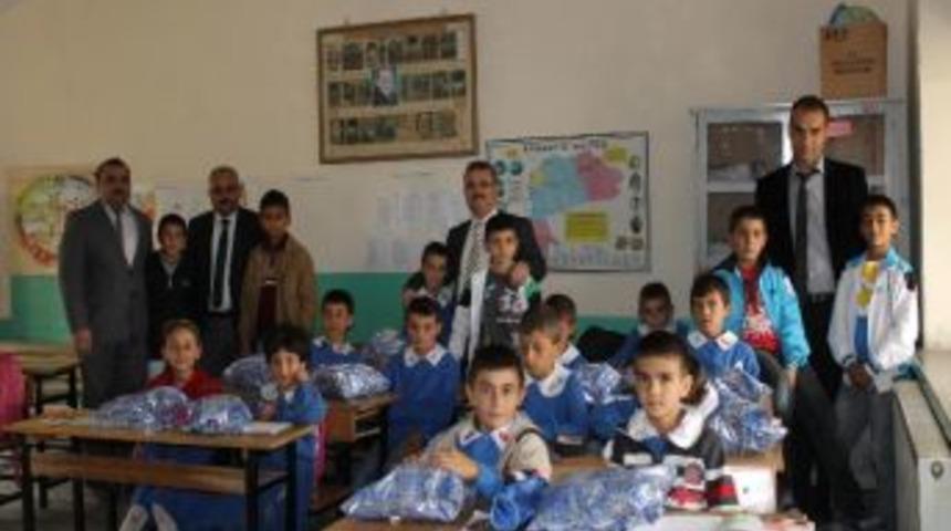 Karaman&rsquo;da &ldquo;veren Eller Projesi&rdquo;