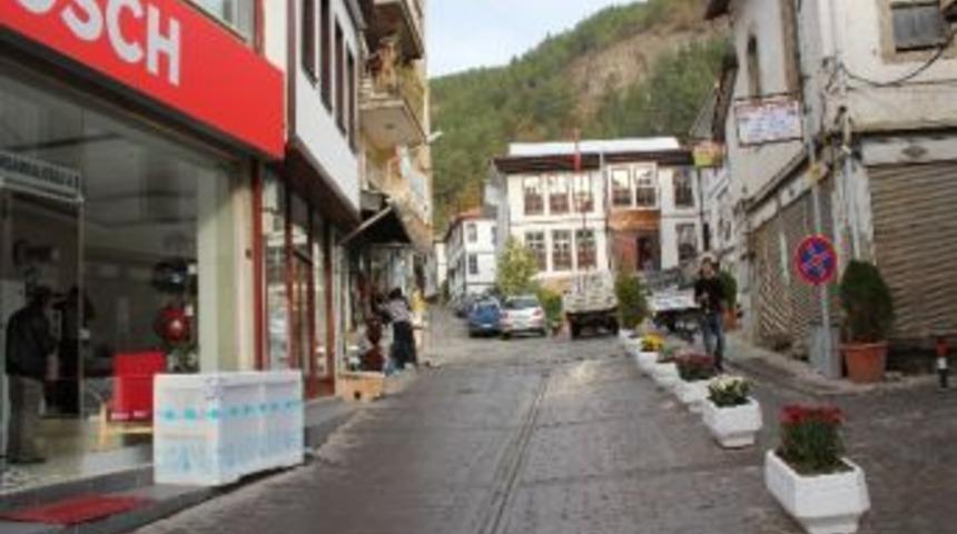 Bolu&rsquo;dan Sonra Mudurnu&rsquo;da Da Saksı Uygulaması Başladı