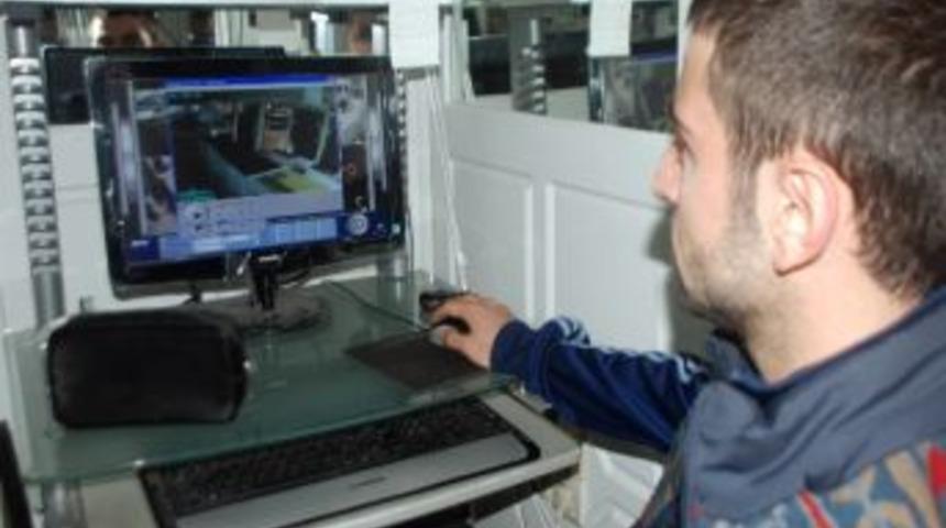 Kar Maskeli Soyguncular 2 Dakikada 1 Milyonluk Altın &Ccedil;aldı