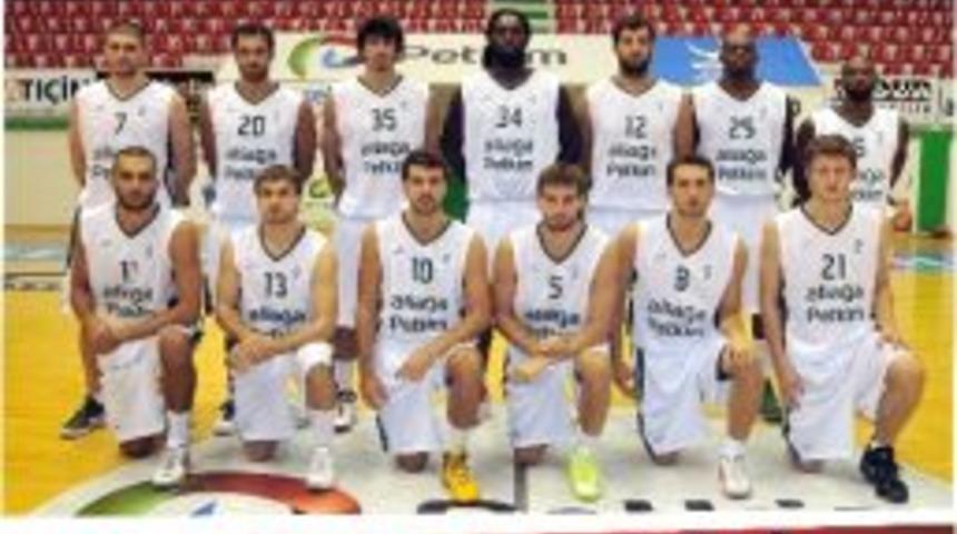 Aliağaspor Basketbol Ve Futbolda Galibiyet Peşinde