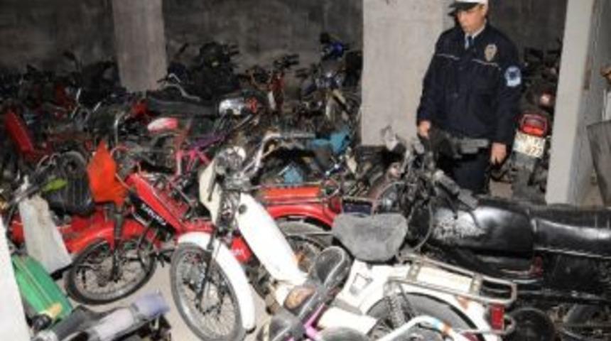 Aliağa İl&ccedil;e Emniyet M&uuml;d&uuml;rl&uuml;ğ&uuml;nden Motosiklet Uyarısı