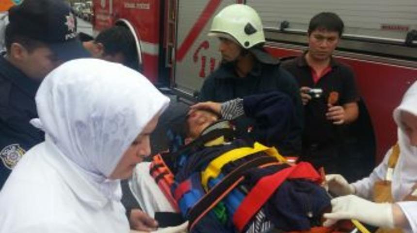 Kartal'da Kaza: 3 Yaralı