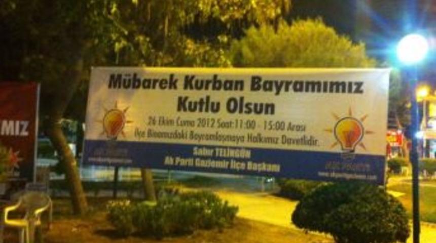 CHP'li Gaziemir Belediyesi Atat&uuml;rk Afişlerini Kaldırdı