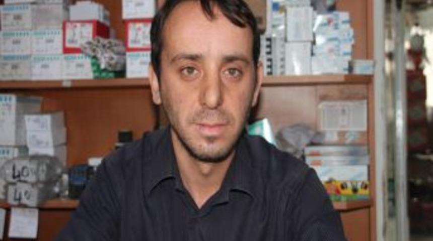 Gemide Kaybolan Kaptanın Ailesi Yetkililerden Yardım Bekliyor