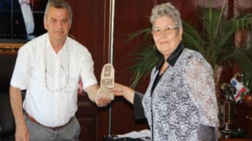 Romanya- &Ccedil;iftlikk&ouml;y Dostluğu