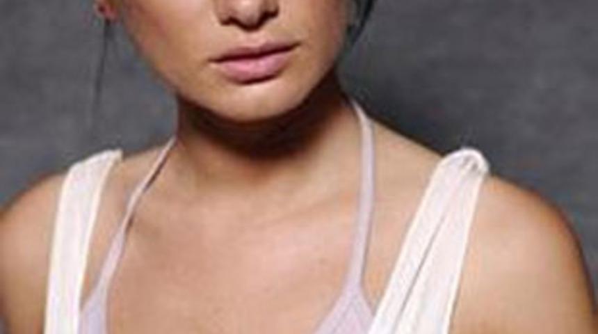 Biletçi kıza büyük ikramiye çıktı