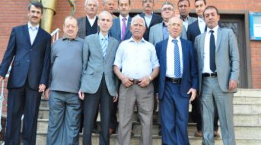 Alevi Dedesi &Ccedil;etinkaya: Kardeşlik I&ccedil;inde Bayramlar Ge&ccedil;irmeye Ihtiyacımız Var