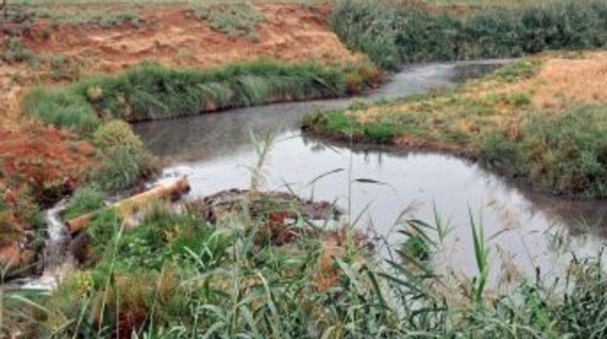 Kızıltepe'nin Kanalizasyonu Işıklar K&ouml;y&uuml;ne D&ouml;k&uuml;l&uuml;yor