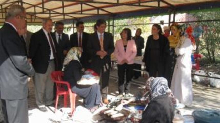 "&ccedil;ocukların İlk &Ouml;ğretmenleri Anneler" Projesi Kermesi