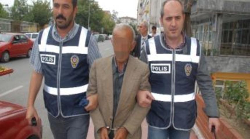 Katil Zanlısını Sigara Paketi Yakalattı