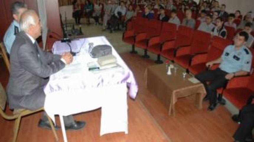 Manisa'da Okul Ge&ccedil;it G&ouml;revlilerine Eğitim Semineri