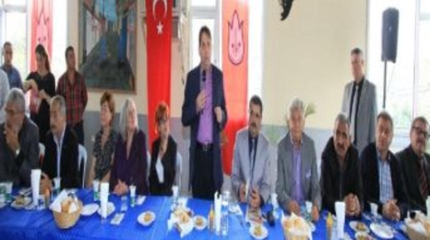 Ak Parti'den Esnafa Bayram Ziyareti