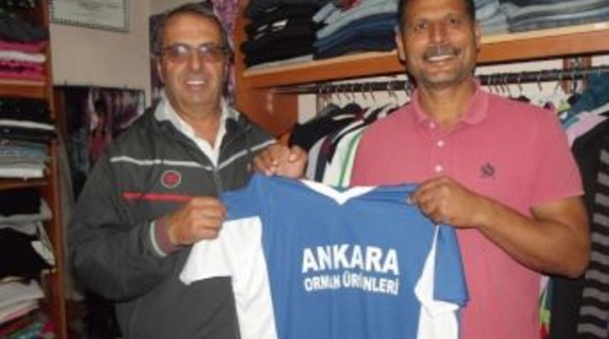 Hayırsever İşadamından Hamdibey Kayaspor&rsquo;a Bayram Hediyesi