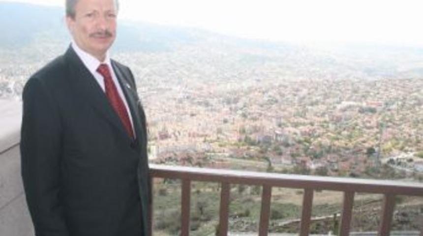 Yozgat Belediye Başkanı Yusuf Başer&rsquo;e B&uuml;y&uuml;k &Ouml;d&uuml;l