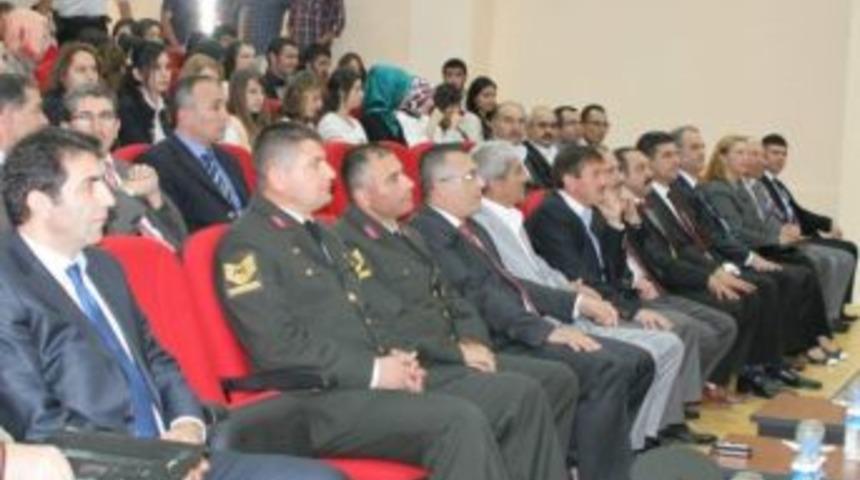 Osman Gazi &Uuml;niversitesi Eğitim Fak&uuml;ltesi Dekanı Prof. Dr. Selahattın Turan: