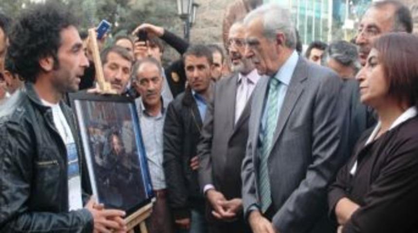 Van Depremi'nin 1. Yıl D&ouml;n&uuml;m&uuml;