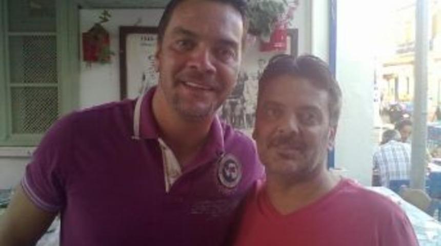 Cundalı Beyaz, &Uuml;nl&uuml; Komedyen Beyazıt &Ouml;zt&uuml;rk&rsquo;ın Kopyası