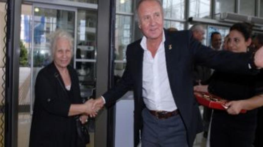 Başkan Evcilmen Personeliyle Bayramlaştı