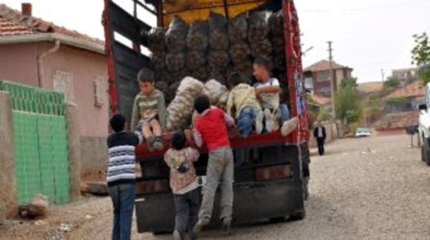 &Ccedil;ocuklar, Kazalara Davetiye &Ccedil;ıkarıyor