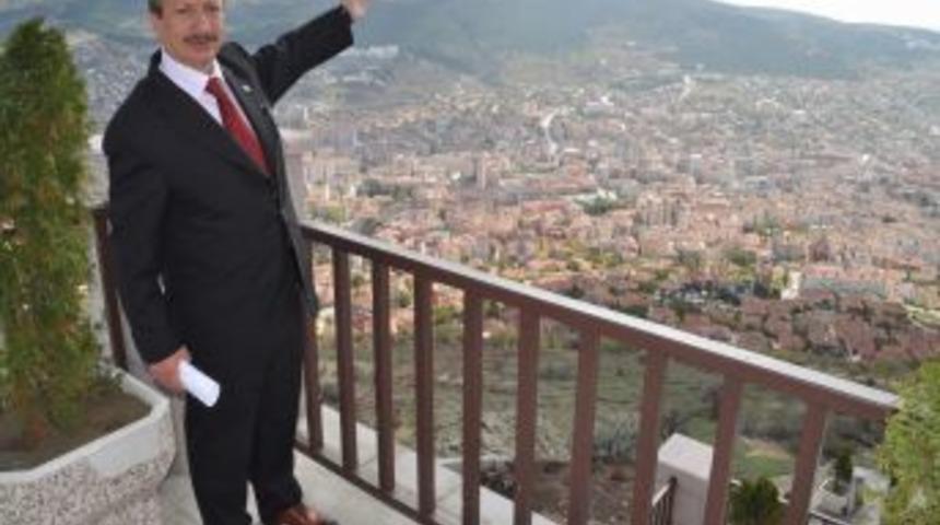 Yozgat Belediye Başkanı Başer'e Avrupa Siyaset &Ouml;d&uuml;l&uuml;