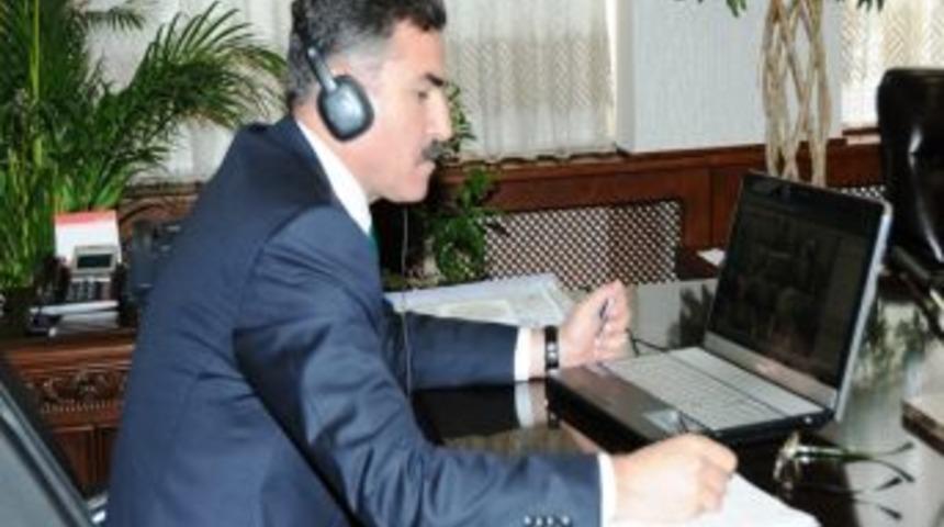 Vali Turhan, Kaymakamlarla Telekonferans Y&ouml;ntemiyle Toplantı Yaptı