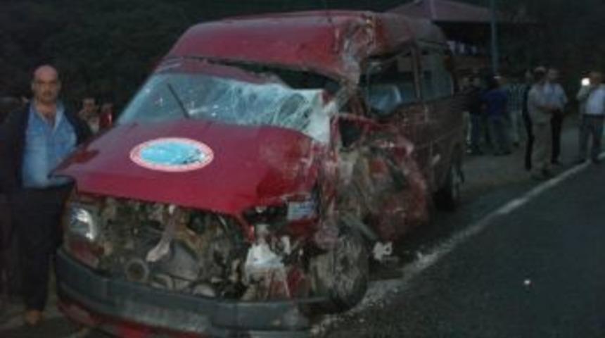 Trabzon&rsquo;da İki Ayrı Kaza: 5 Yaralı