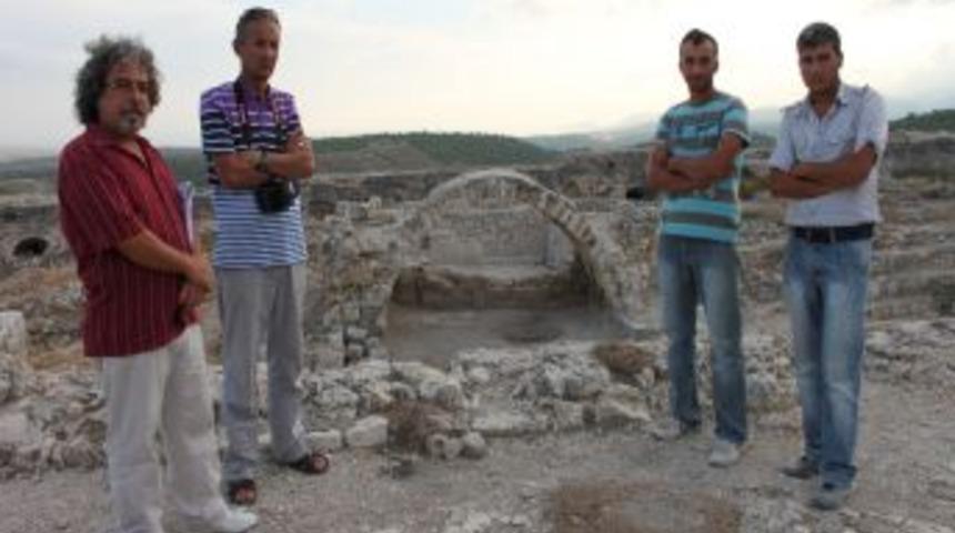 Silifke Kalesi'ndeki Kazı &Ccedil;alışmaları Tamamlandı