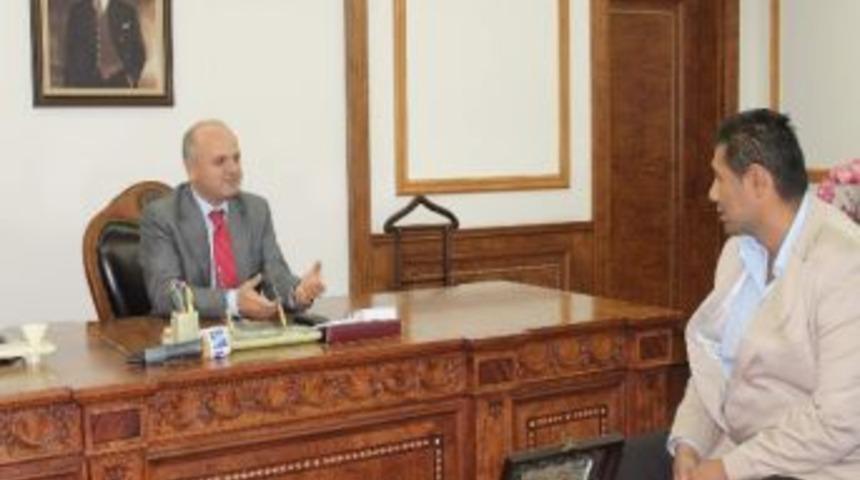 D&uuml;nya Ağır Sıklet Boks Şampiyonu Kırşehir&rsquo;de