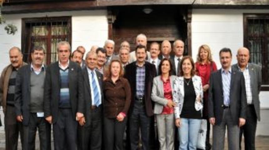 Muhtarlardan Başkan Ak'a Teşekk&uuml;r