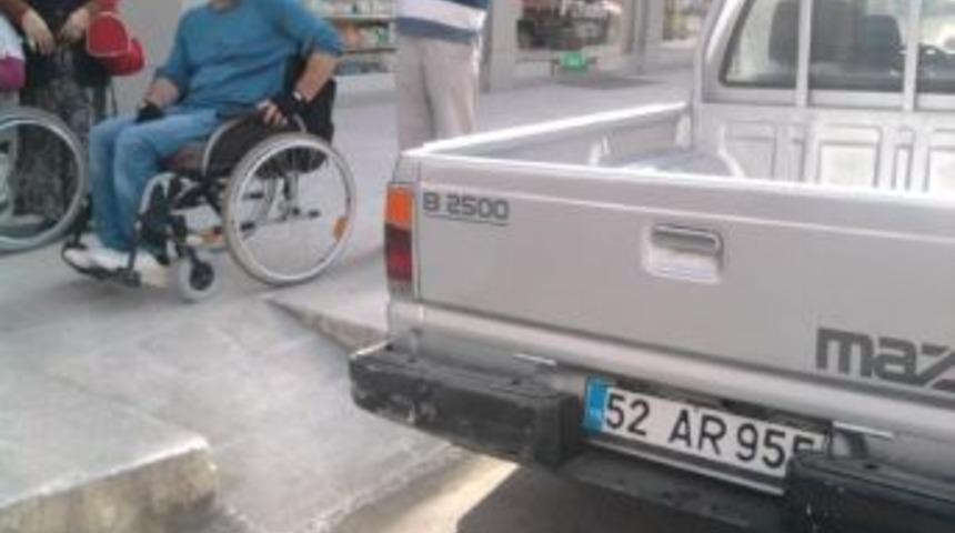 Engelliler: Şehirde Yaşamak Bizim De Hakkımız