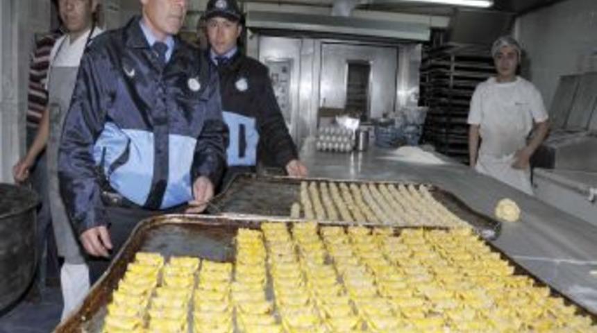 Yenimahalle'de Tatlı Imalathaneleri Denetlendi