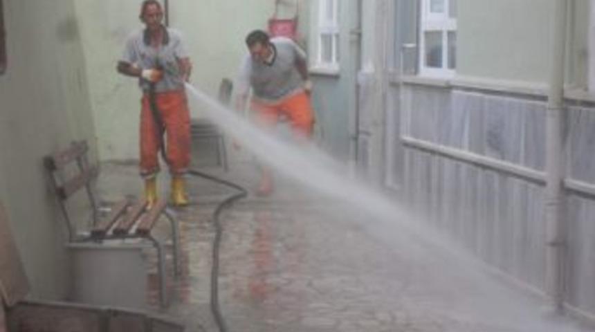 İzmit&rsquo;te Bayram Temizliği