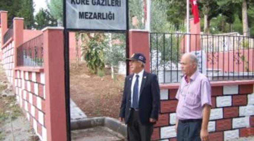 Vali Cerrah Şehitleri Unutmadı