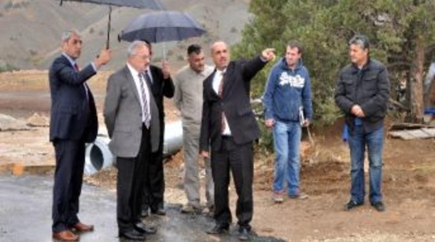 Vali Yenig&uuml;n Ergan Dağı Kayak Merkezi&rsquo;nde İncelemelerde Bulundu