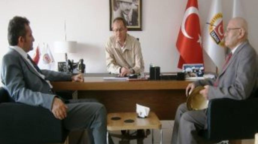 Demokrat Parti'den İgc'ye Başsağlığı Ziyareti