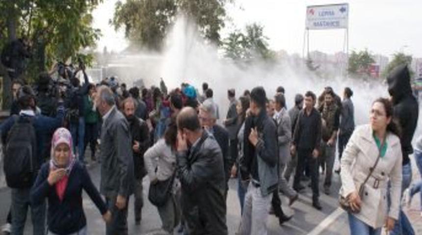 Cezaevine Yürümek Isteyen BDP’lilere Müdahale