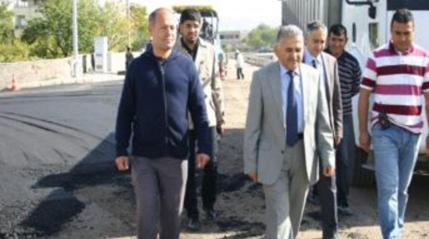 Erenk&ouml;y Mahallesi&rsquo;ne Taşkın Su Kanalı Ve Asfaltlama Yapıldı