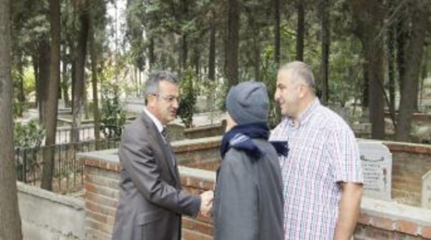 K&ouml;şkerden Mezarlık Ziyareti