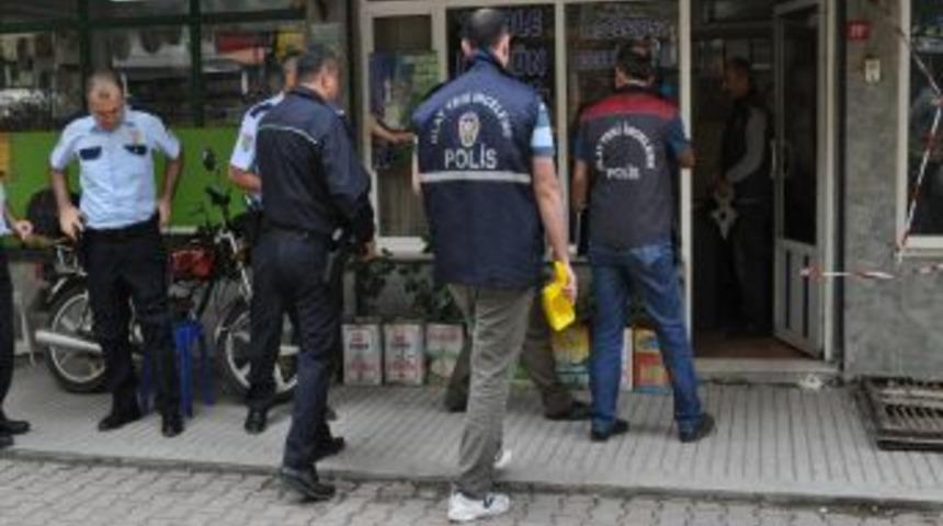 Balıkesir'de D&uuml;n&uuml;rlerin Tartışması Kana Bulandı: 1 &Ouml;l&uuml;, 1 Yaralı