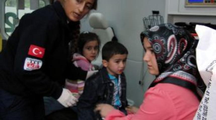 Bartın&rsquo;da Trafik Kazası: 3&rsquo;&uuml; &Ccedil;ocuk 5 Yaralı