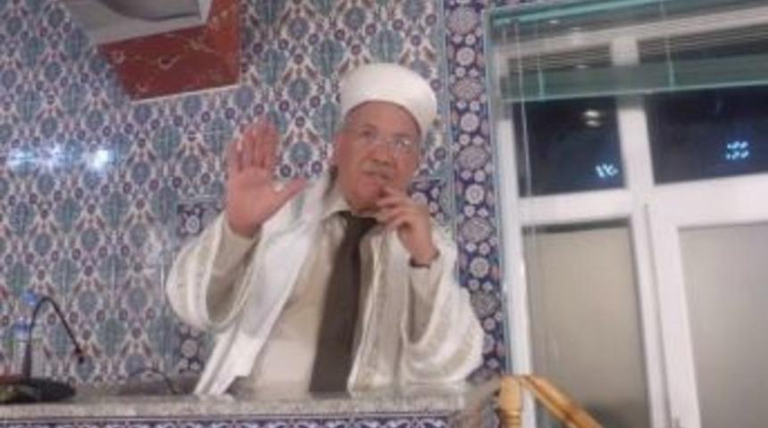 Tekirdağ M&uuml;ft&uuml;s&uuml; cemaate t&uuml;rk&uuml; okudu