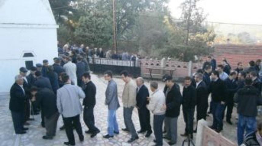 Bayramda Camiler Doldu Taştı