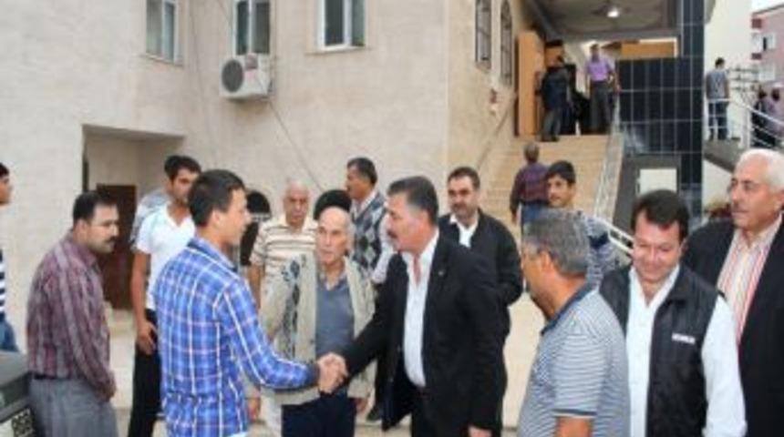 Başkan Tuna Vatandaşlarla Bayramlaştı