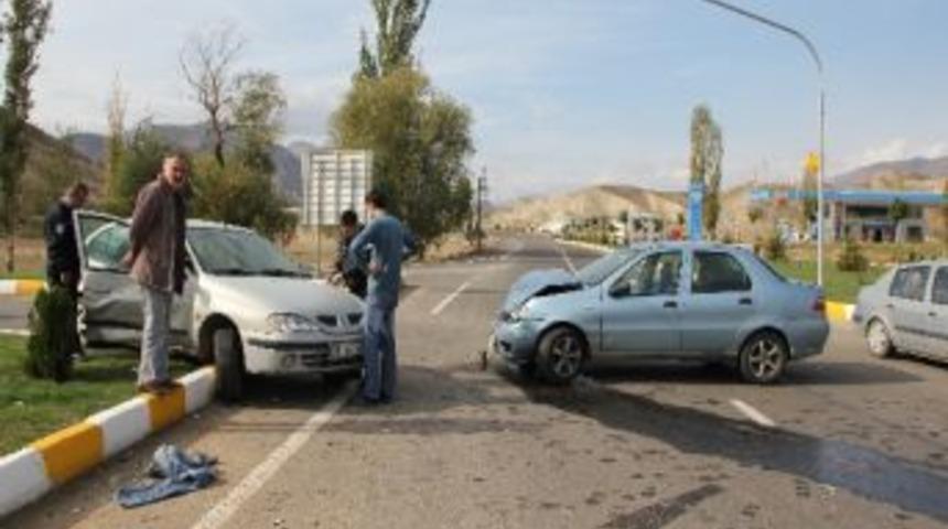 Erzurum&rsquo;da Trafik Kazası: 1 &Ouml;l&uuml;