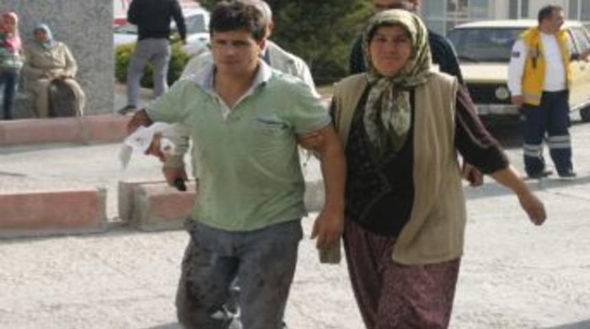 Acemi Kasaplar Kendilerini Yaraladı