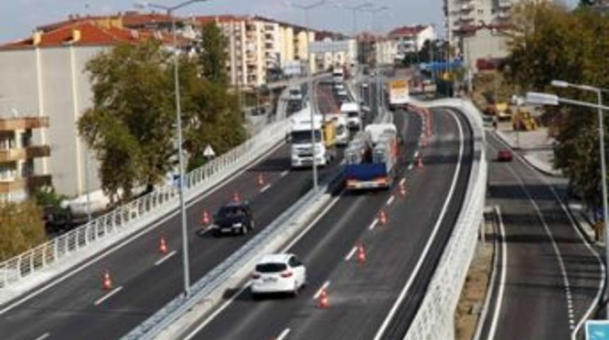 Değirmendere k&ouml;pr&uuml;l&uuml; Kavşağı Bayram&rsquo;a yetişti