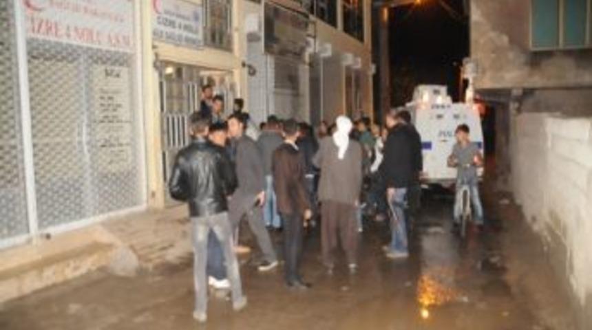 Cizrede silahlı saldırı: 1 &ouml;l&uuml;