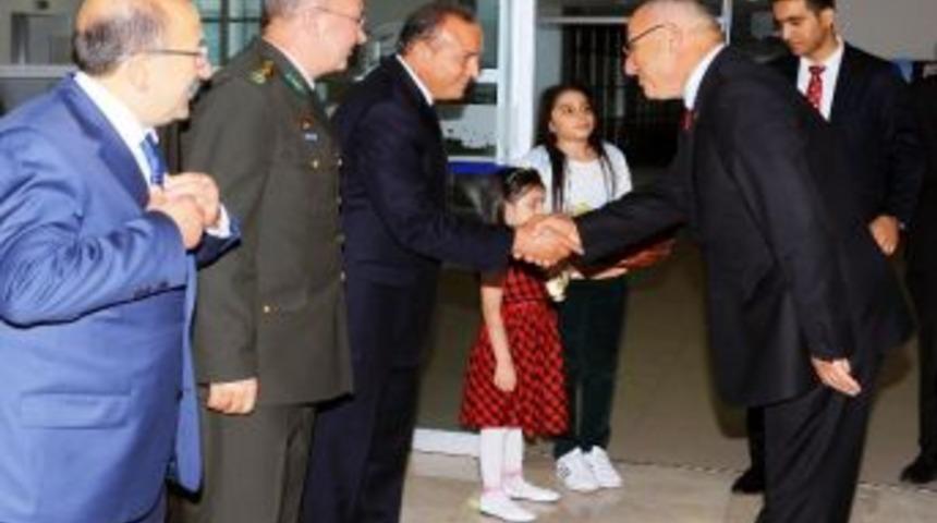 Belediyede Yapılan Bayramlaşmaya B&uuml;y&uuml;k İlgi